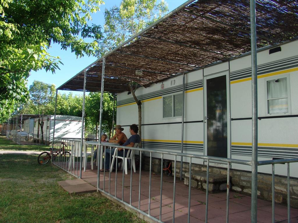 Bungalows Pena Montanesa アインサ 部屋 写真